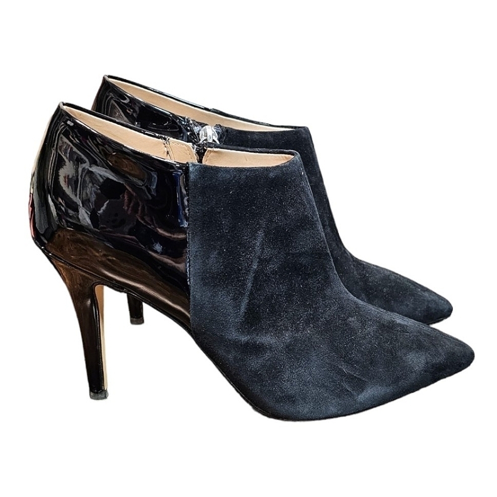 White House Black Market Suede & Patent Booties Size 8 Eliza Black Heel Side Zip